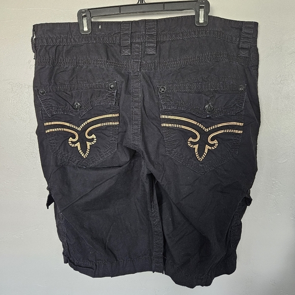 Rock Revival Men's 40 24" Inseam Black Classic Cargo Shorts Metallic Gold